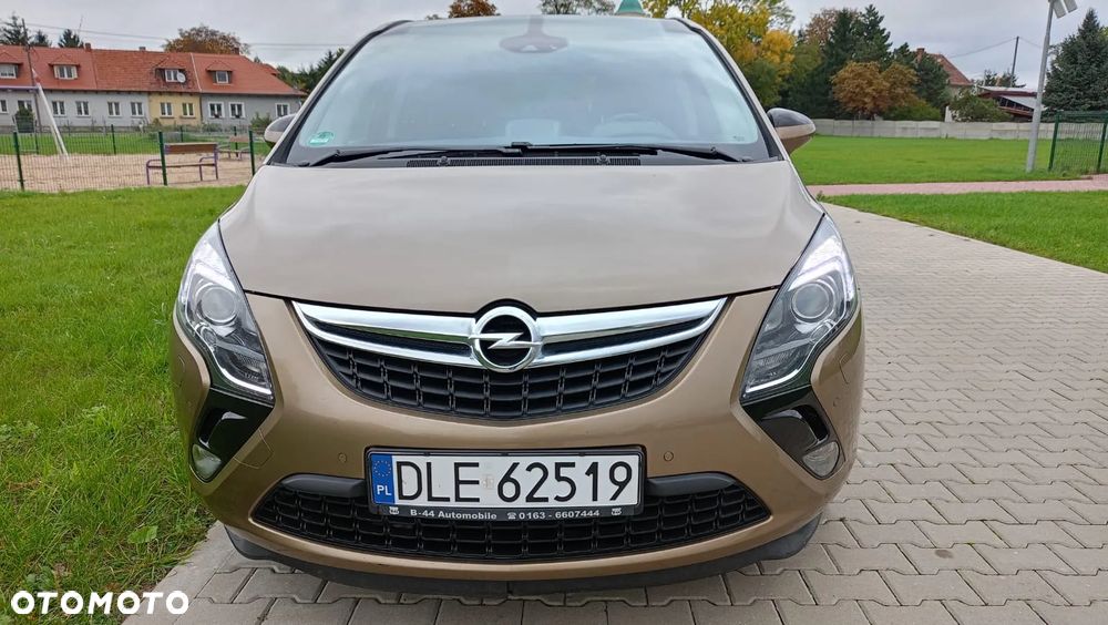 Opel Zafira - 2