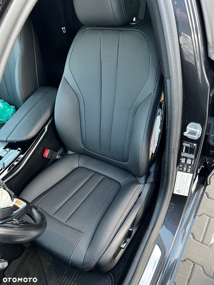 BMW Seria 5 530i xDrive - 10