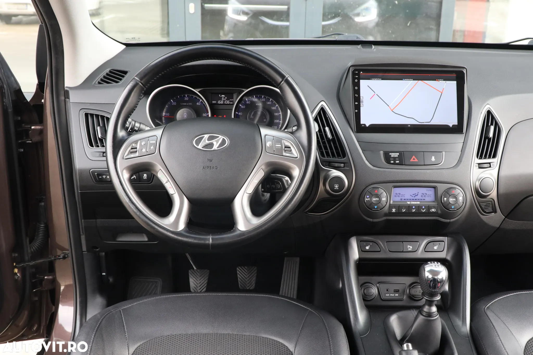 Hyundai ix35 2.0 CRDI 4WD Fifa World Cup Gold Edition - 6