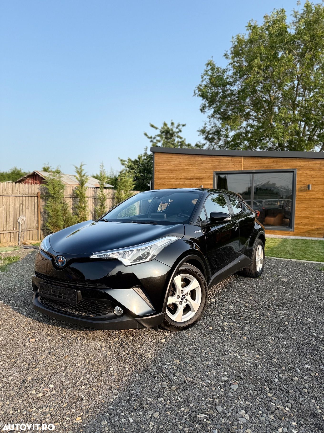 Toyota C-HR Hybrid Flow - 1