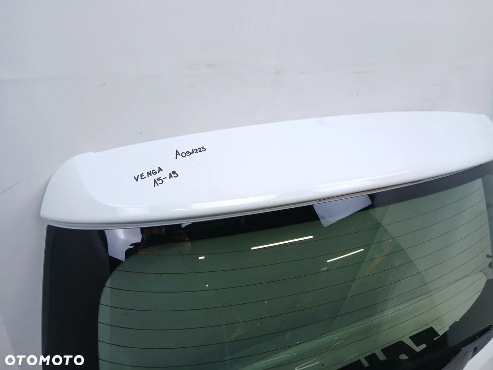 Klapa pokrywa bagażnika Kia VENGA LIFT FL 2015-2019 - 2