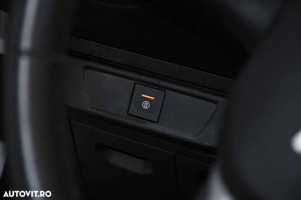 Dacia Logan TCe 90 CVT Journey - 11