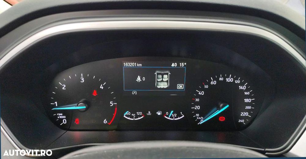 Ford Focus 1.5 EcoBlue Start-Stopp-System TITANIUM - 16