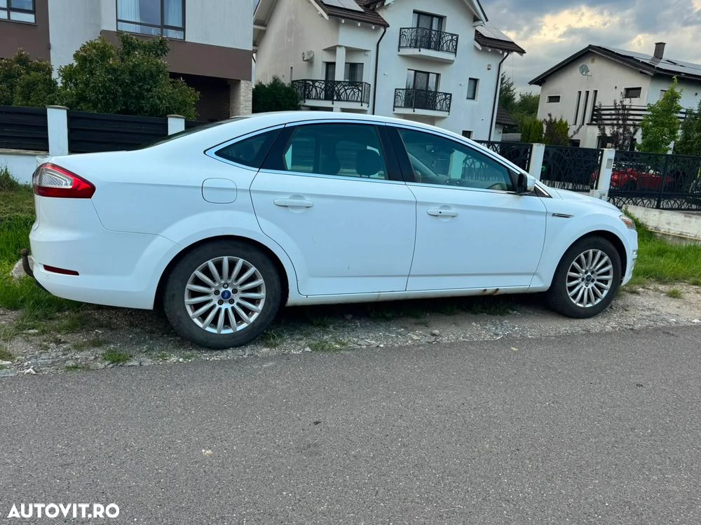 Ford Mondeo - 8