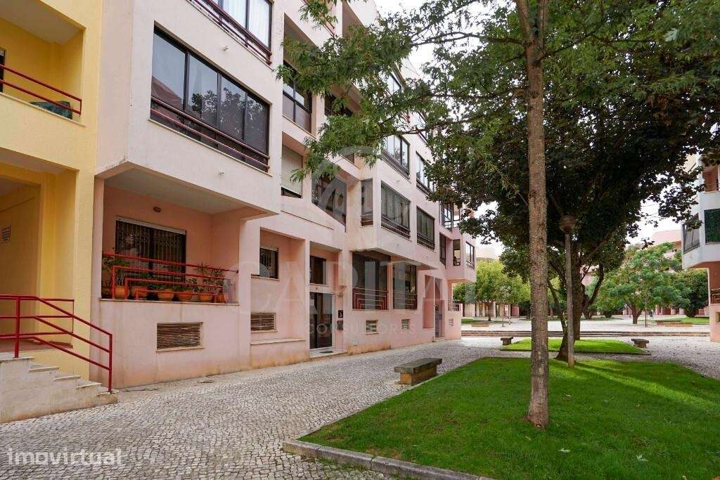 Apartamento T1 - Cascais e Estoril - Grande imagem: 3/24