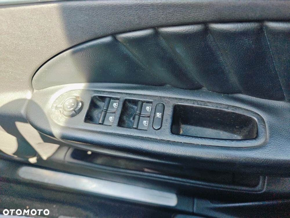 Alfa Romeo 159 1.9 JTDM 16V DPF - 25
