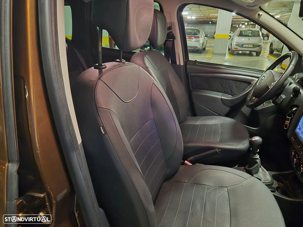 Dacia Duster 1.2 TCe Prestige - 28