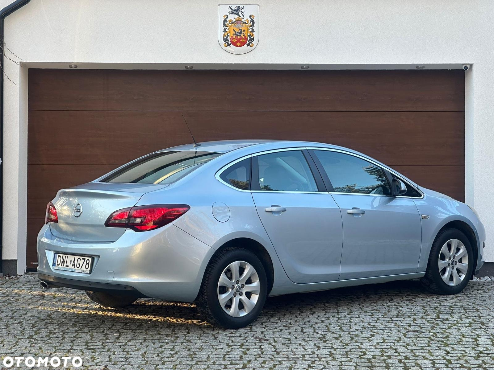 Opel Astra - 5