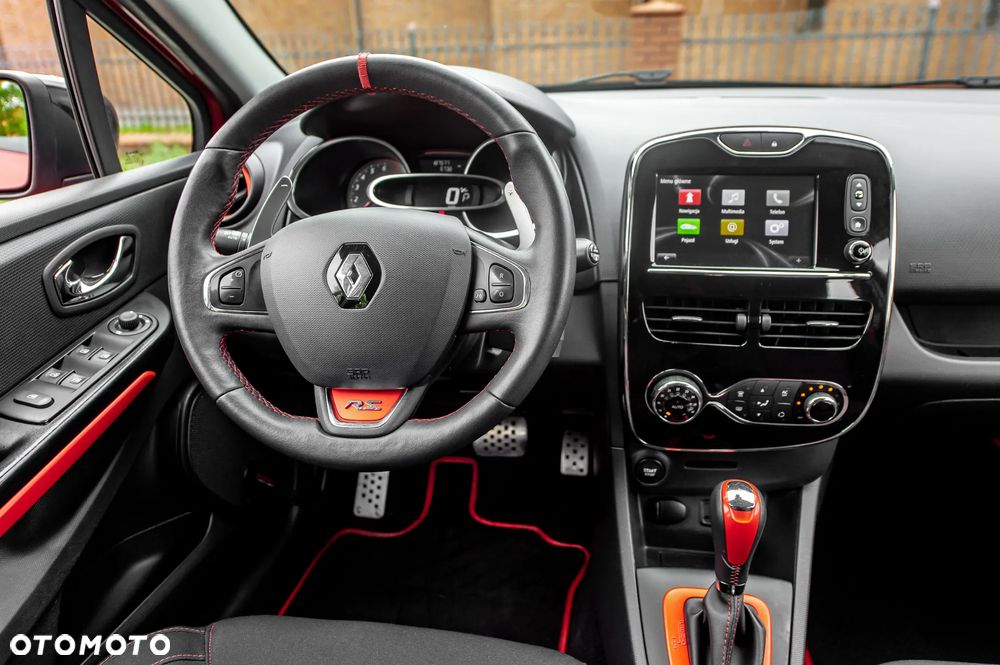 Renault Clio TCe 200 EDC Sport R.S - 20