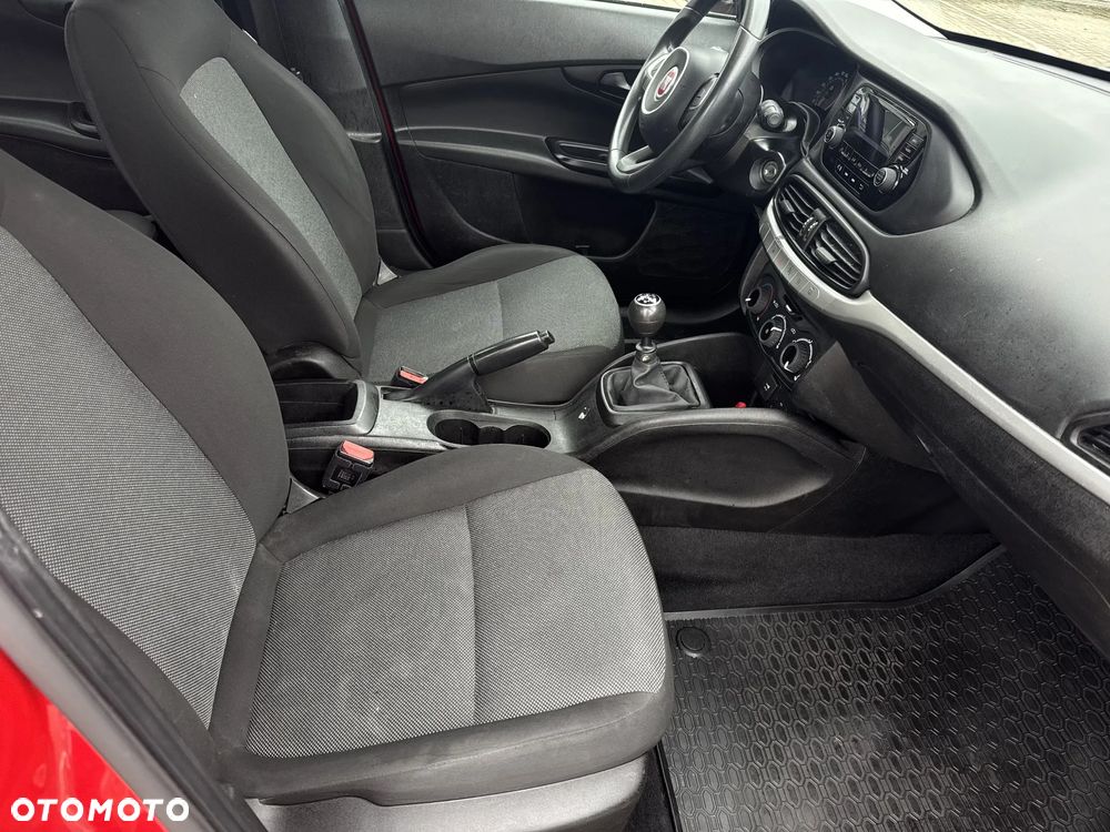Fiat Tipo 1.4 16v Easy EU6d - 22