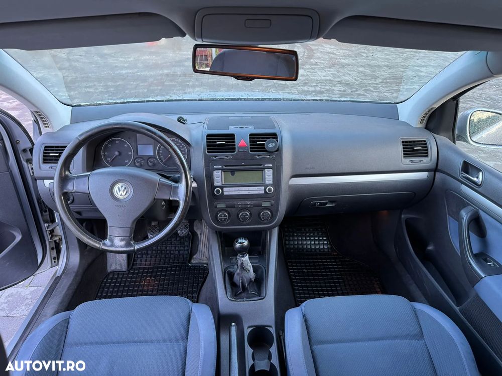 Volkswagen Golf 1.9 TDI DPF Trendline - 5