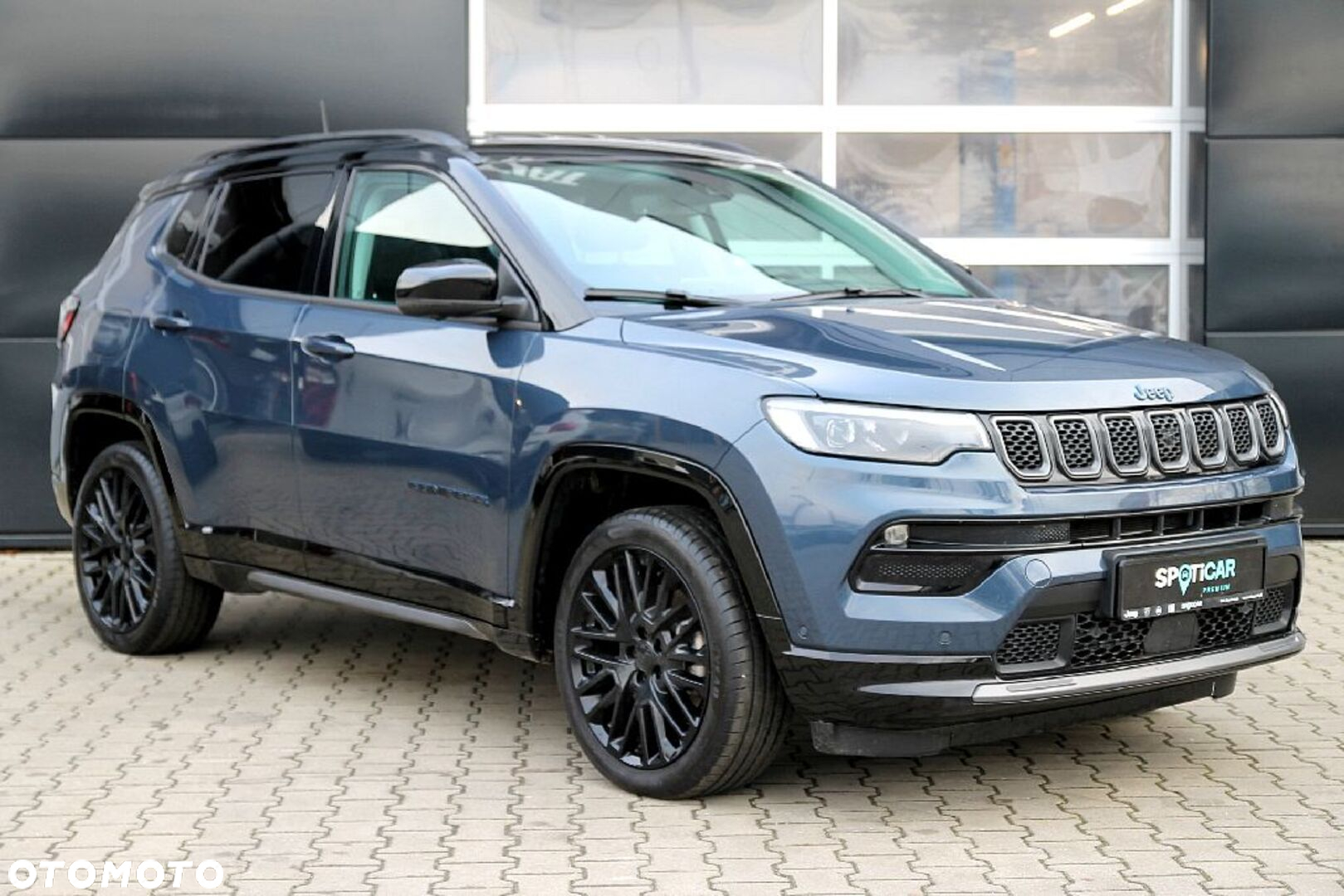 Jeep Compass - 8