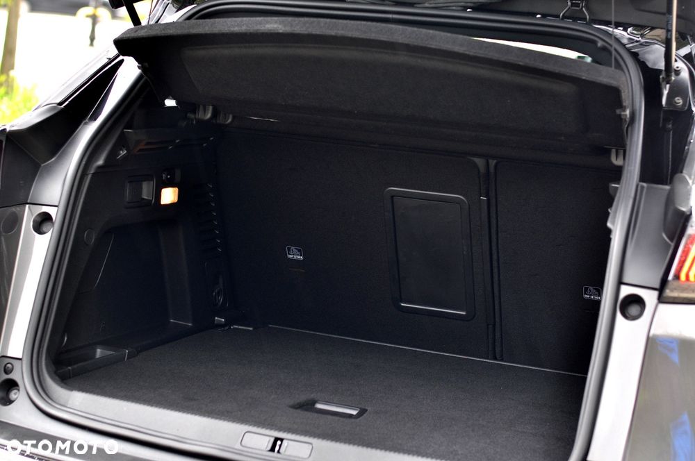 Peugeot 3008 1.5 BlueHDi GT S&S - 17