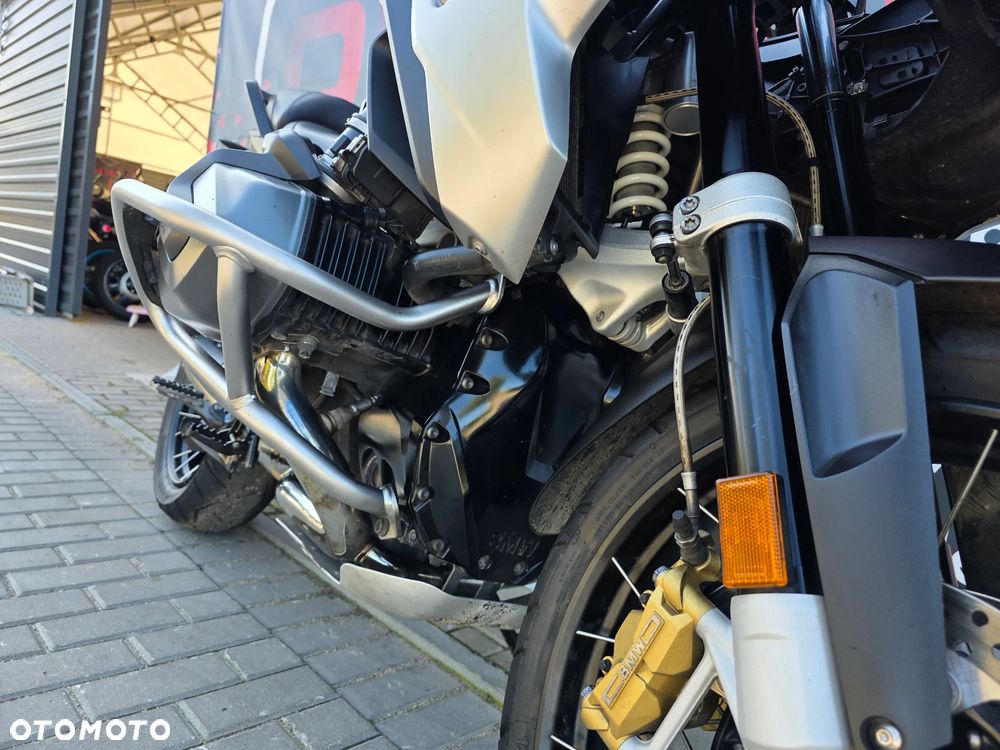 BMW R - 27