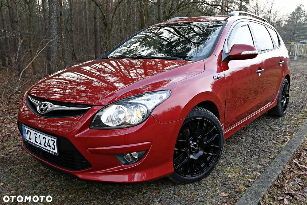 Hyundai i30 blue Kombi 1.6 CRDi Trend - 15