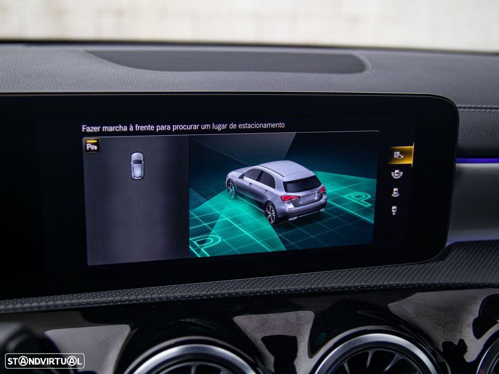 Mercedes-Benz A 250 e 8G-DCT AMG Line - 40