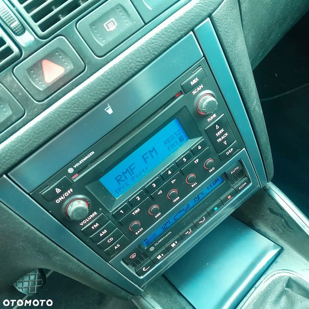 Volkswagen Golf - 8