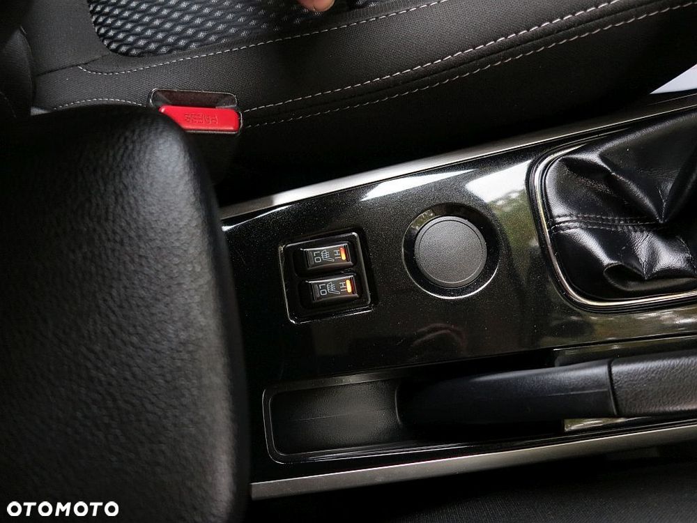 Mitsubishi Outlander 2.0 2WD Edition 100 - 21