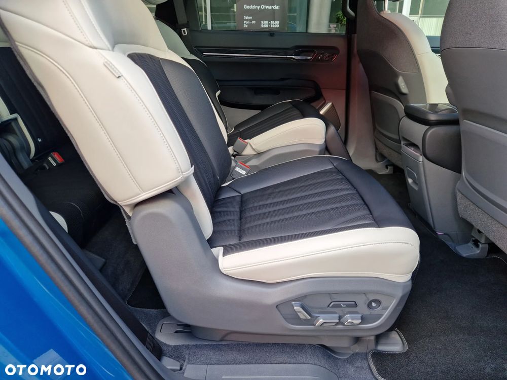 Kia EV9 99.8kWh GT-Line AWD - 14