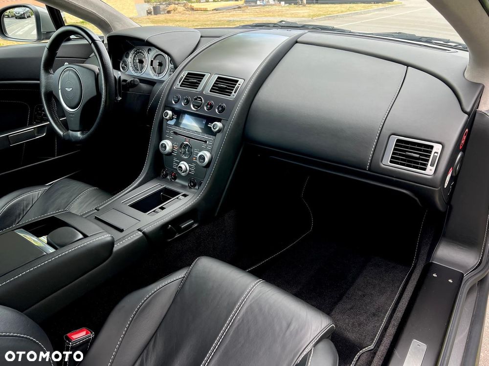 Aston Martin V8 Vantage ver-4-7-sportshift - 23