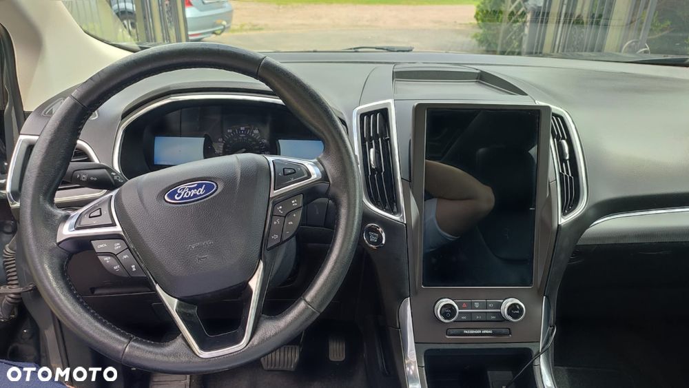 Ford Edge - 19