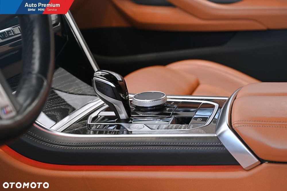 BMW Seria 8 840d xDrive mHEV - 8