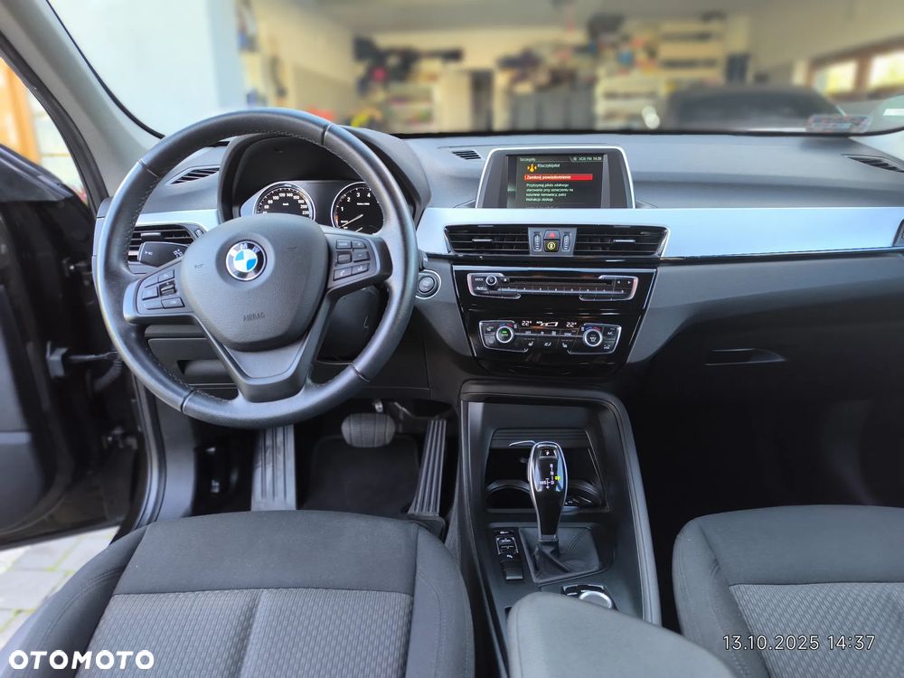 BMW X1 sDrive18i - 6