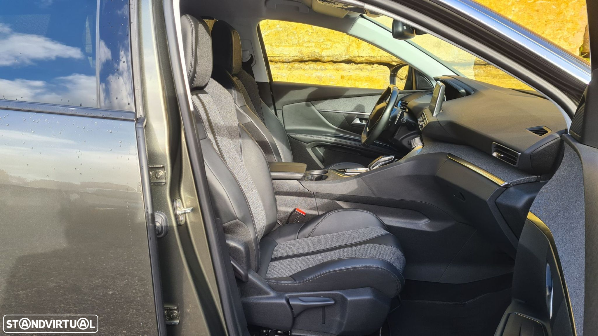 Peugeot 5008 1.5 BlueHDi Allure EAT8 - 36