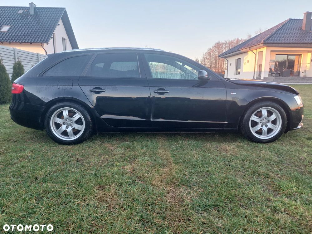 Audi A4 Avant 2.0 TDI DPF quattro S tronic S line Sportpaket - 2