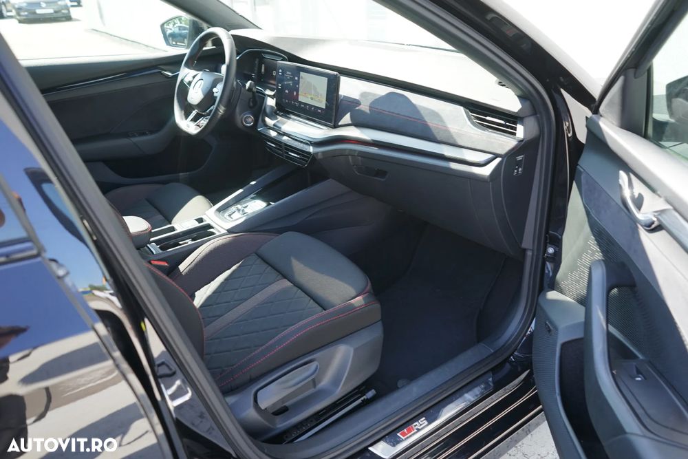 Skoda Octavia Combi 2.0 TDI DSG 4x4 RS - 30