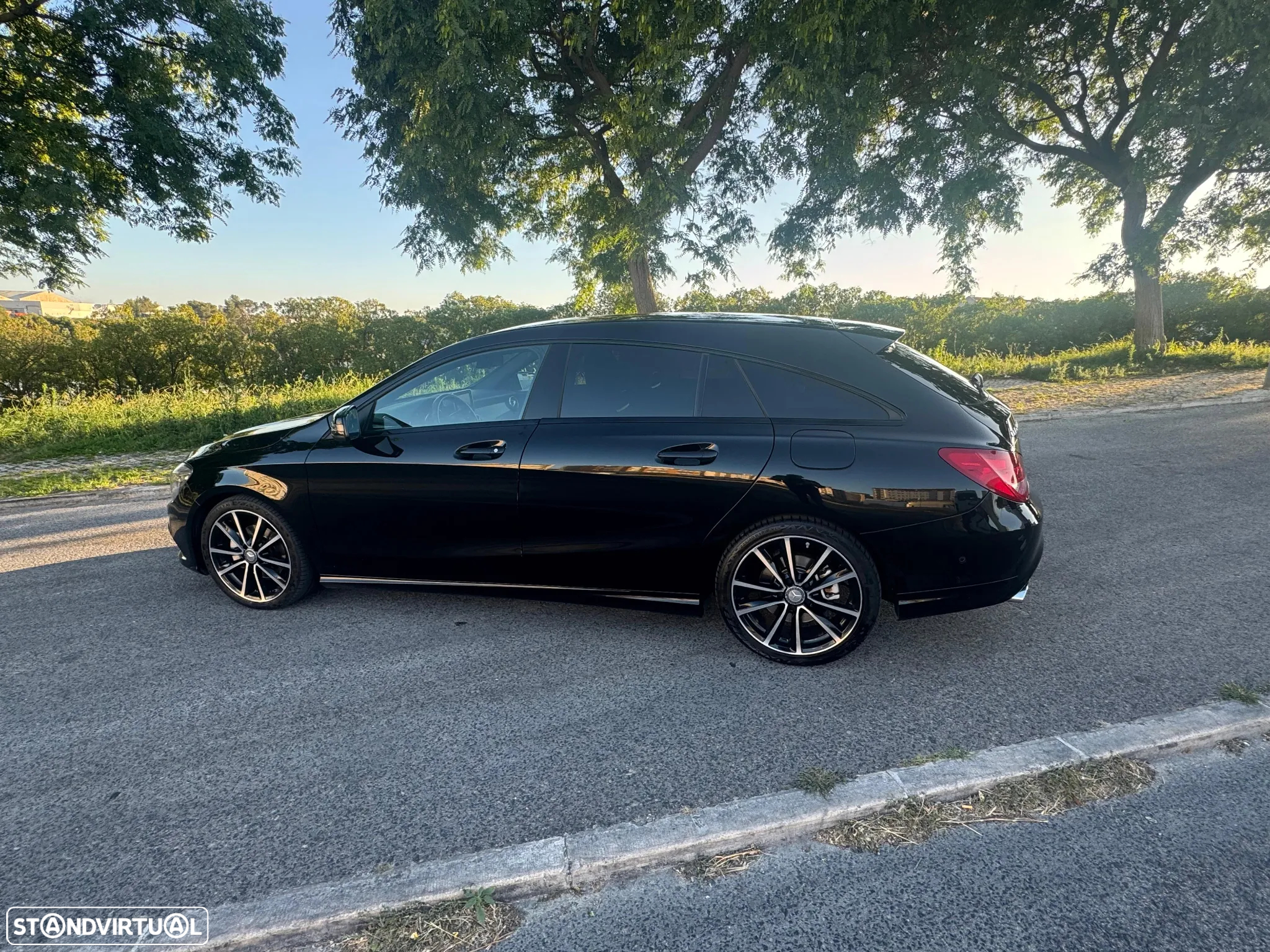 Mercedes-Benz CLA 200 Shooting Brake (CDI) d 4Matic 7G-DCT - 18