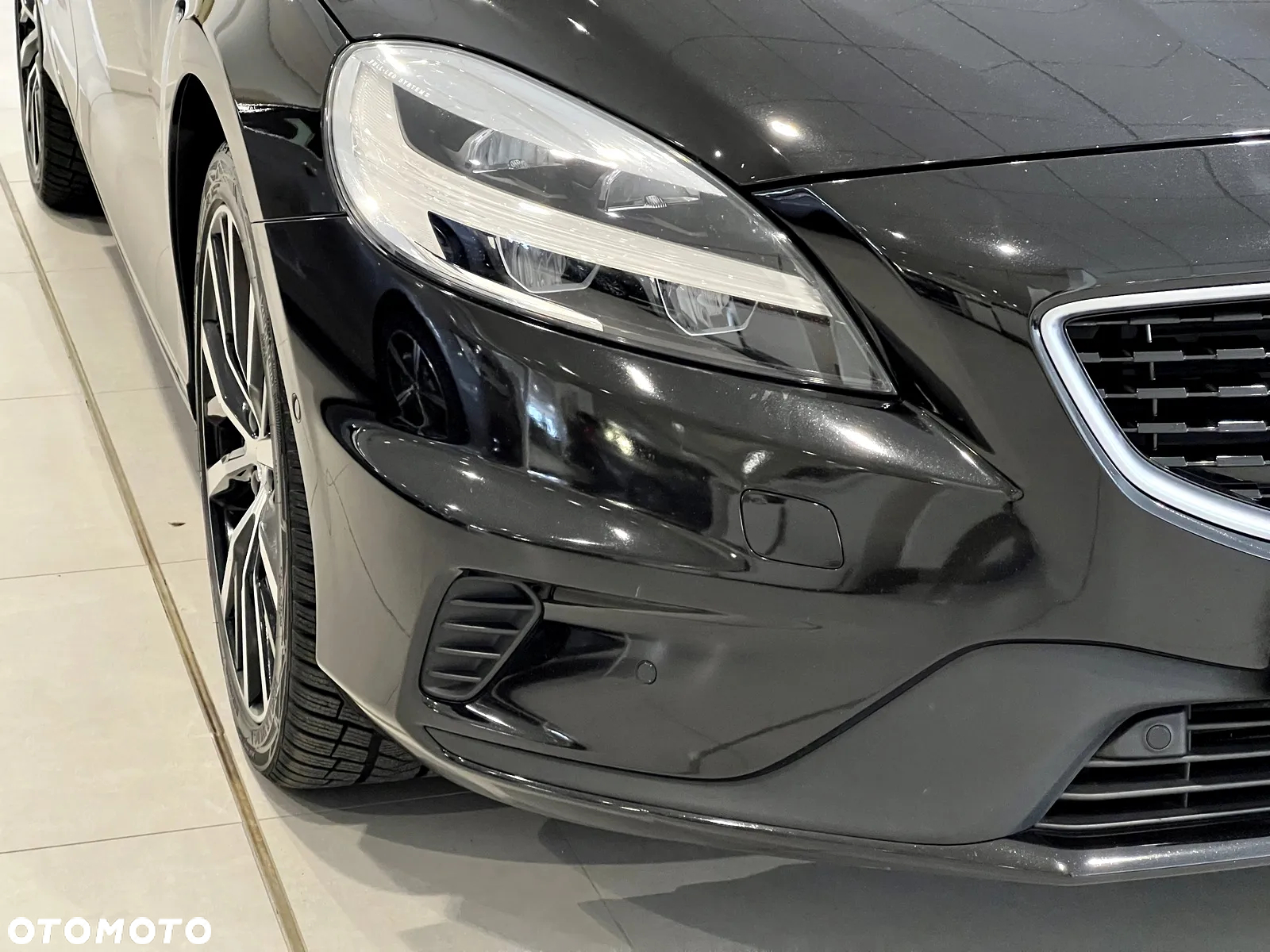 Volvo V40 T3 Geartronic RDesign - 19