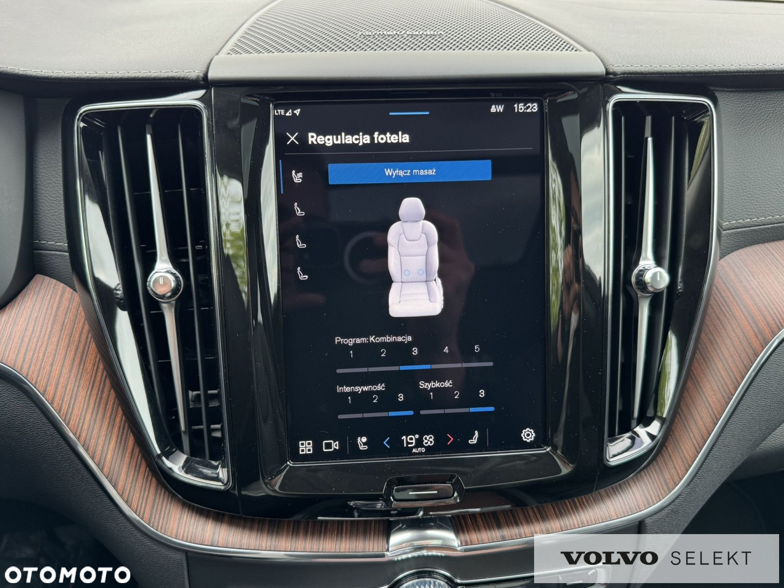 Volvo XC 60 - 22