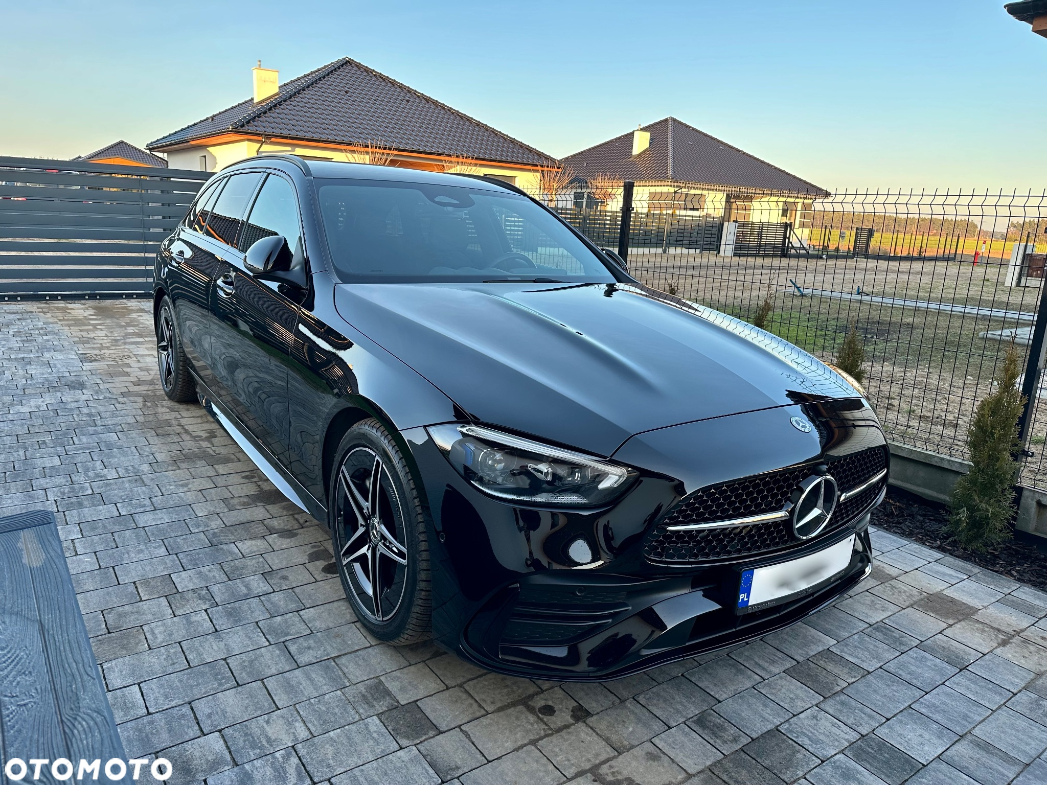 Mercedes-Benz Klasa C 220 d T 9G-TRONIC AMG Line - 9