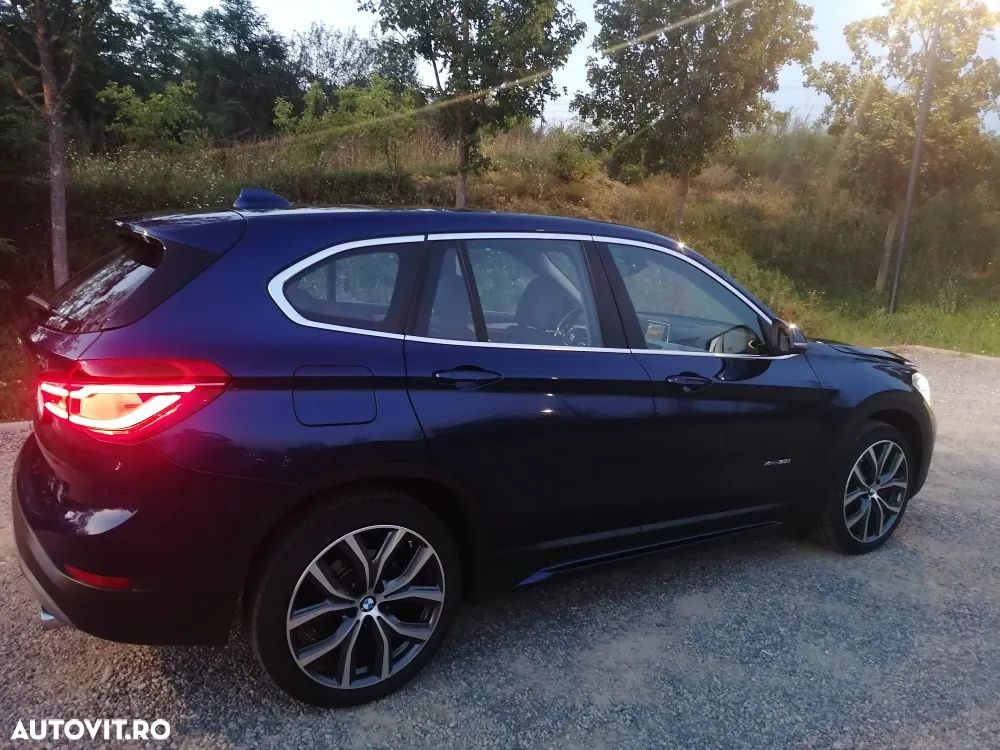 BMW X1 xDrive20i AT Sport Line - 13