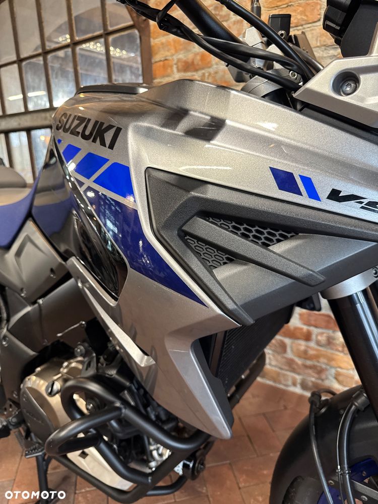 Suzuki DL - 10