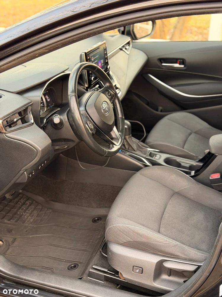 Toyota Corolla - 27