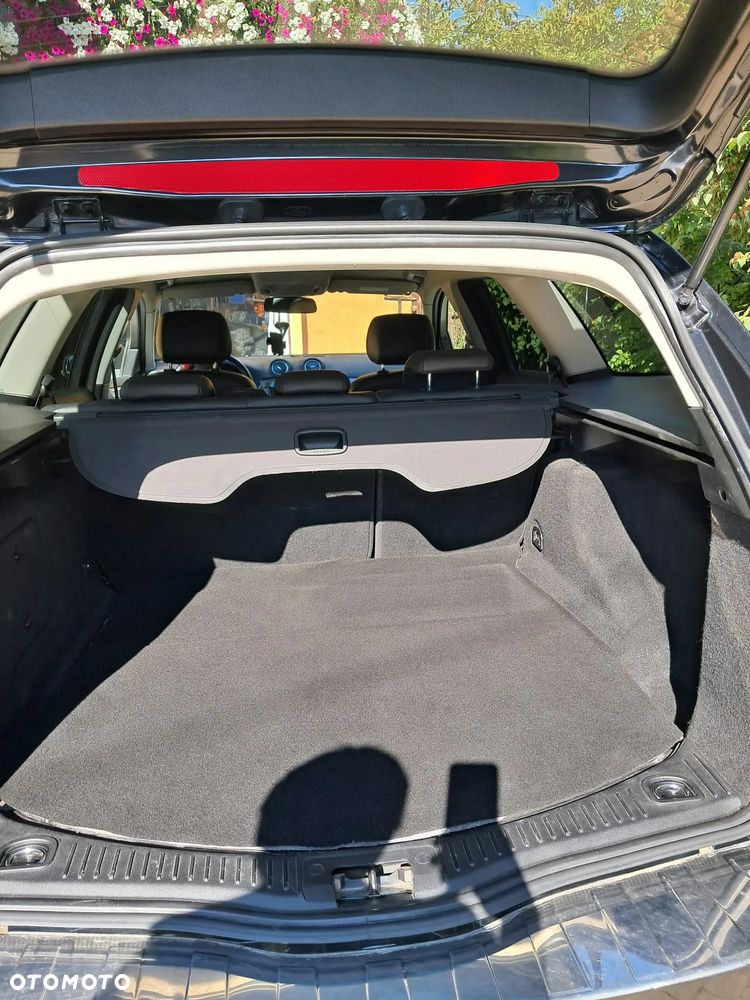 Ford Mondeo - 12