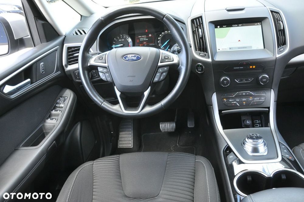 Ford S-Max - 14