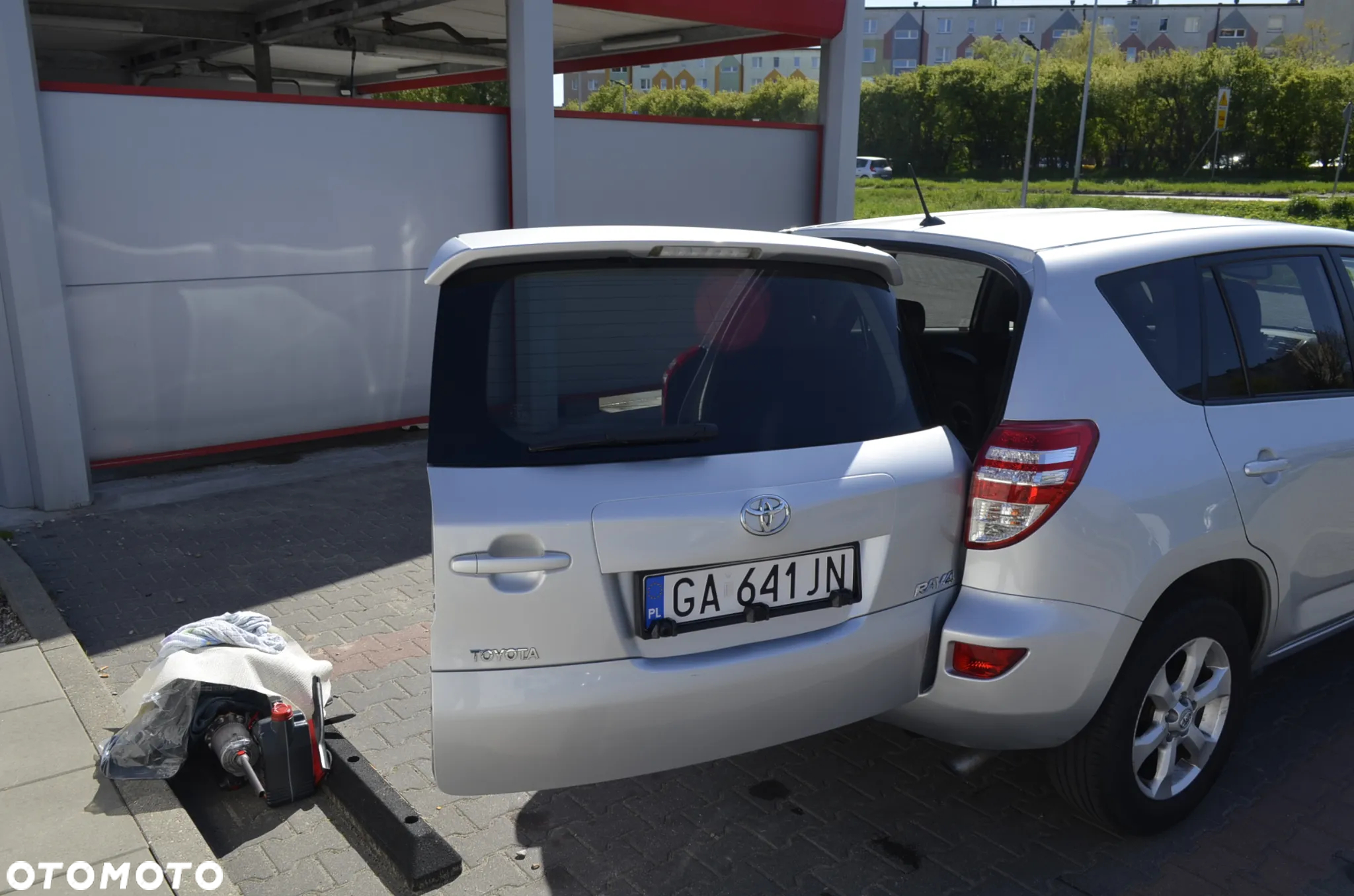 Toyota RAV4 - 16