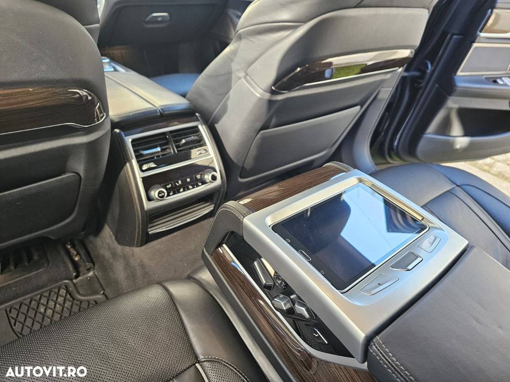 BMW Seria 7 730d xDrive - 10