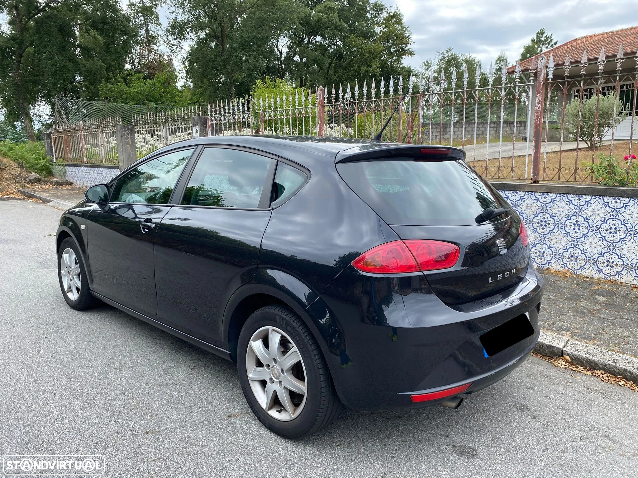 SEAT Leon 1.6 TDI DPF Ecomotive Reference - 8