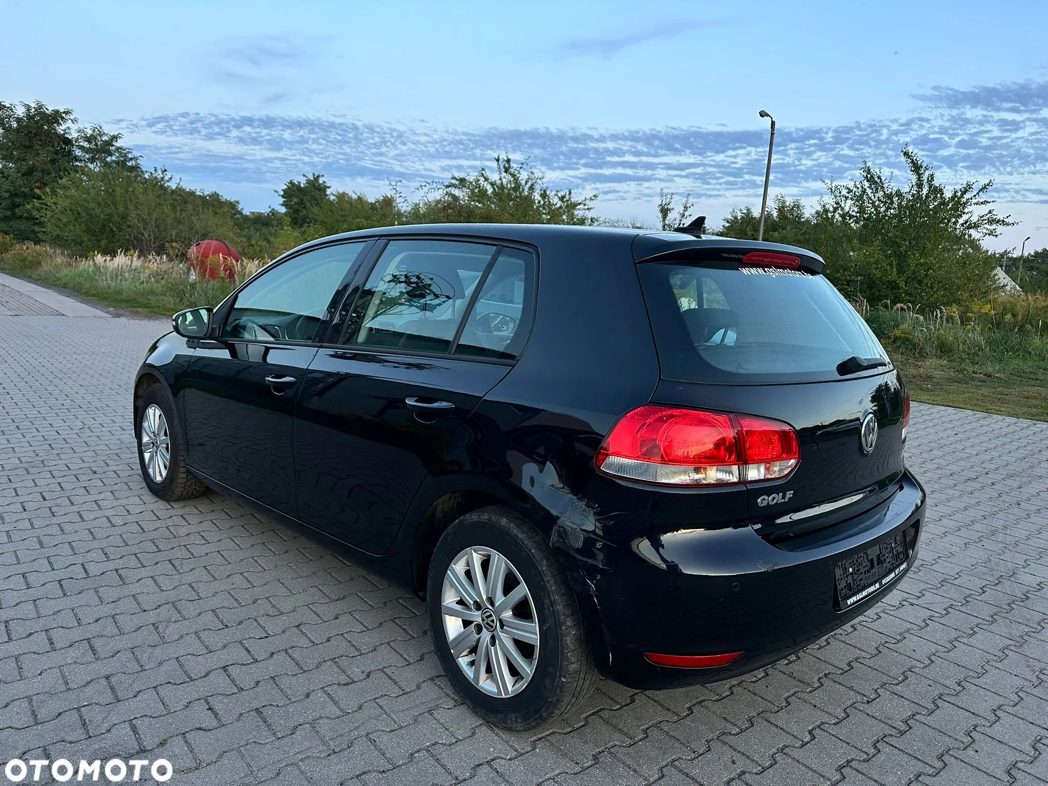 Volkswagen Golf 1.6 TDI DPF Trendline - 6