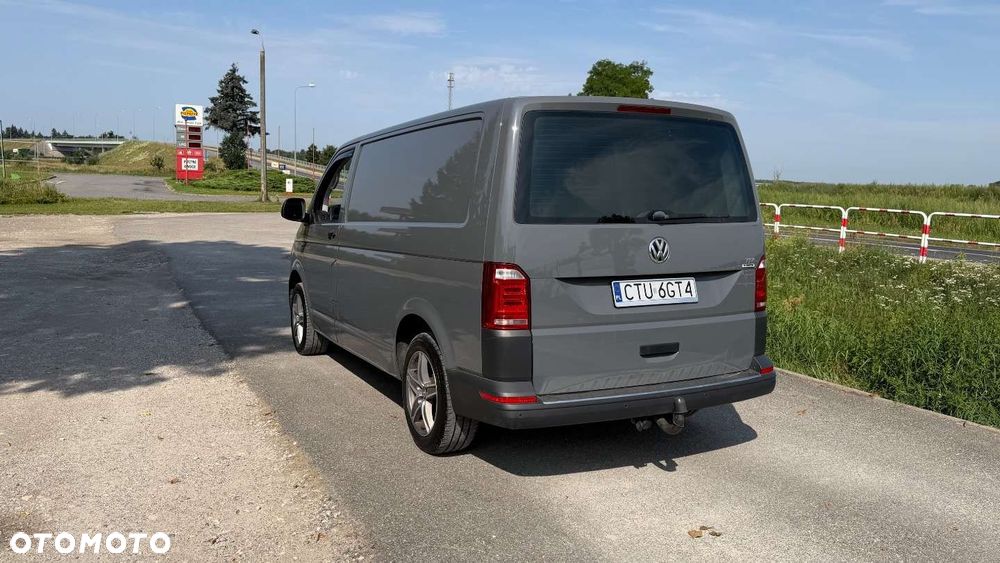 Volkswagen Transporter - 18