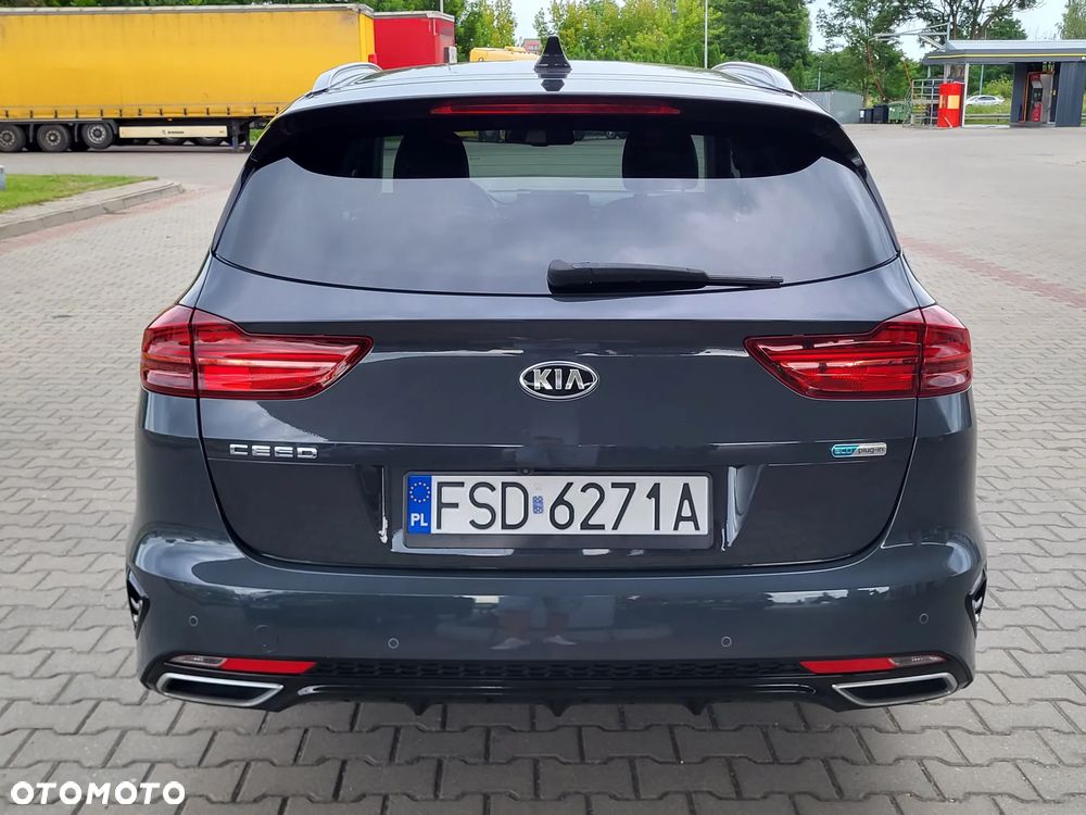 Kia Ceed 1.6 GDI PHEV XL DCT - 9