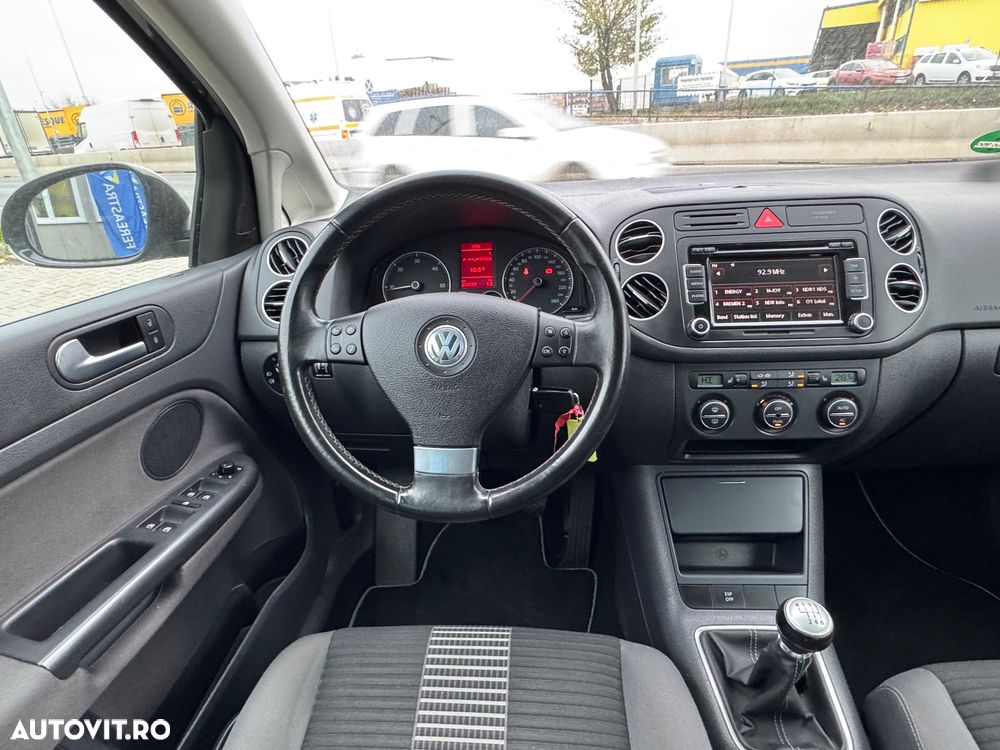 Volkswagen Golf Plus 2.0 TDI DPF United - 13