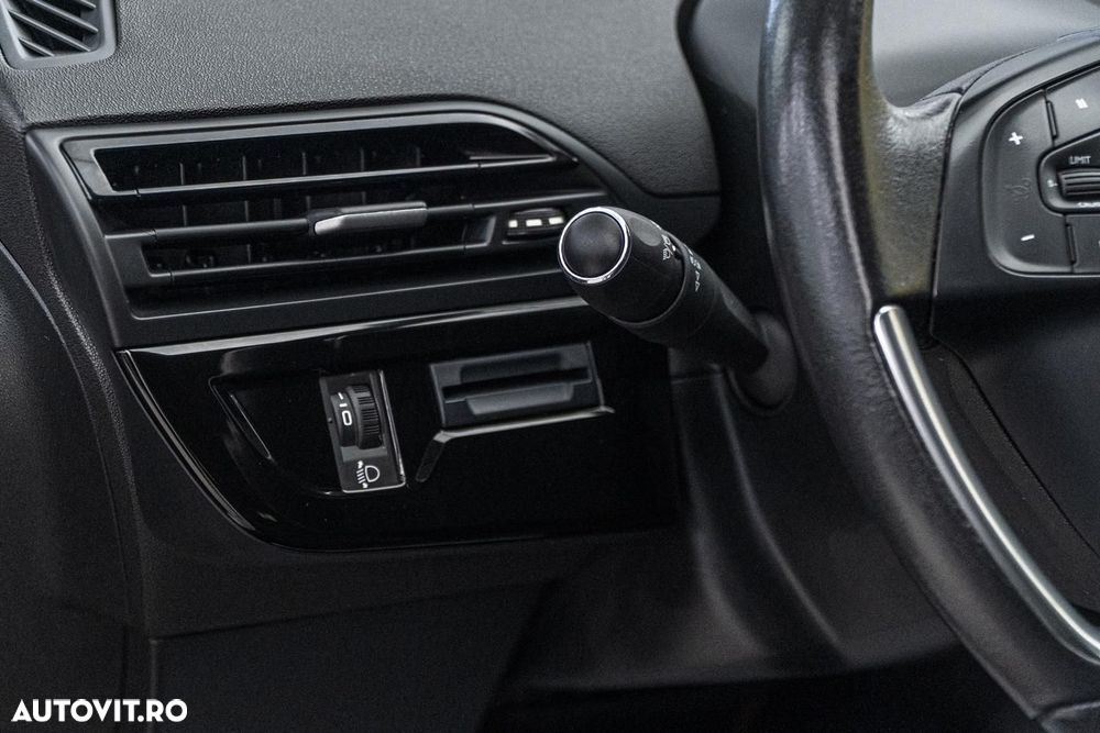 Citroën C4 Grand Space Tourer PureTech 130 Stop&Start SELECTION - 22