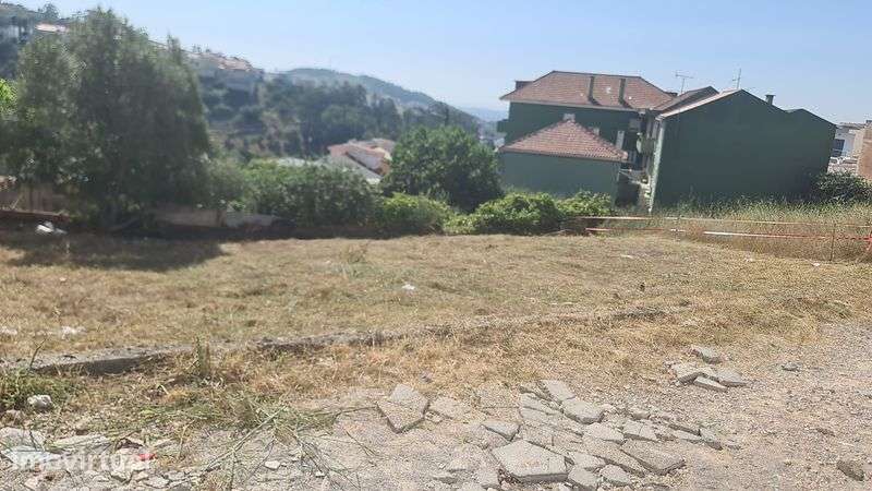 Terreno 302 m2 em Caneças - Grande imagem: 4/5