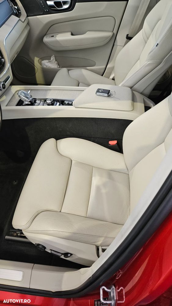 Volvo XC 60 T8 Twin Engine AWD Geartronic Inscription - 4