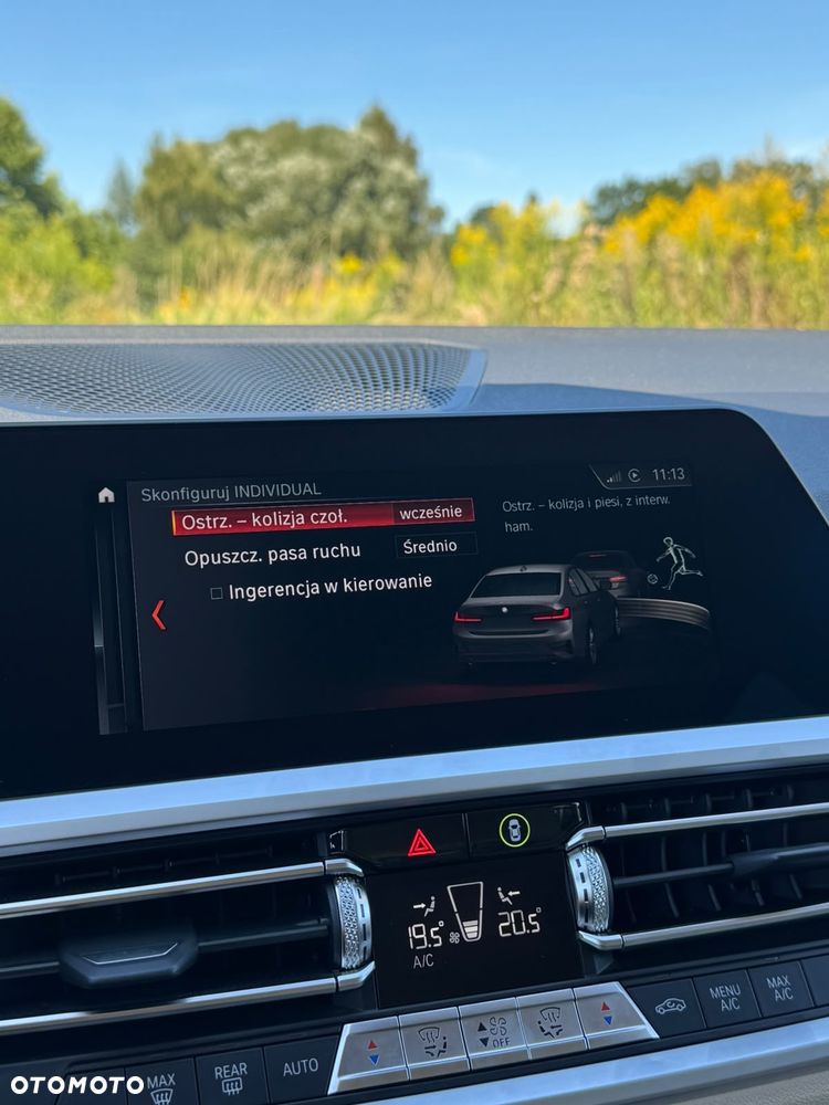 BMW Seria 3 320i GPF Sport Line - 24